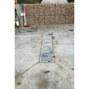 Ensemble complet cadre et grilles pour fosse centrale 3.00m x 0.50m